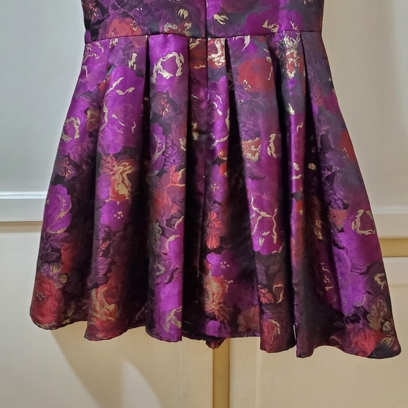 ZUNIE Women's Floral Barcade Sleeveless Dress - Picture 4 of 5